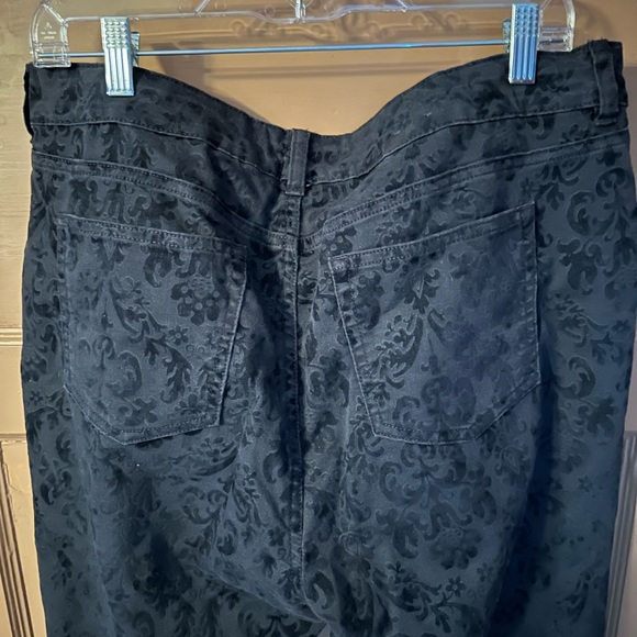 Chaps Soft Black Texture Pattern Jeans Size 16 - Picture 10 of 14